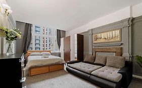 Spacious City Centre Apartment W/ Free Valet Parking