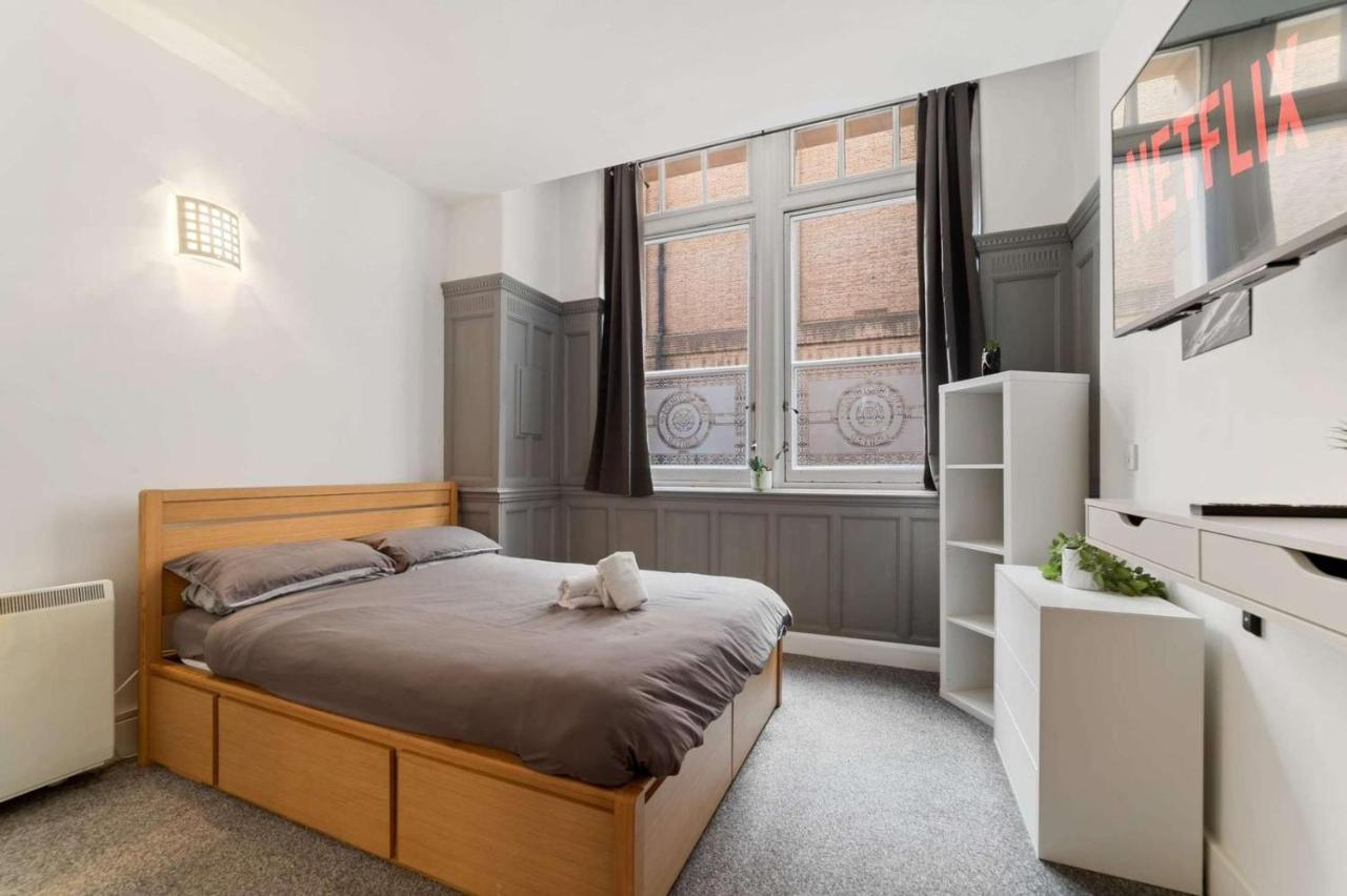 Spacious City Centre Apartment W/ Free Valet Parking Leicester Exterior photo